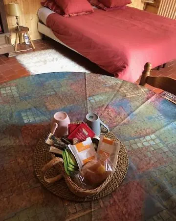 Manoir Du Val Harangt Bed & Breakfast