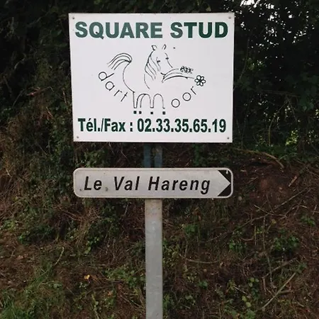 Bed & Breakfast Manoir Du Val Harangt 3*