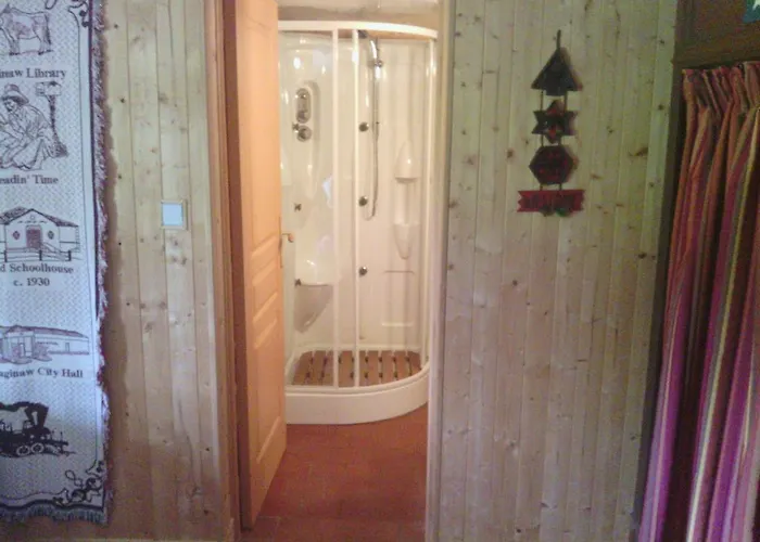 Bed & Breakfast Manoir Du Val Harangt Mardilly